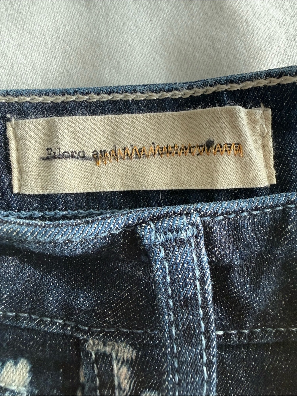 Anthropologie Pilcro Two-Tone Dip-Dye Mid-rise Jean Shorts - Picture 3 of 10